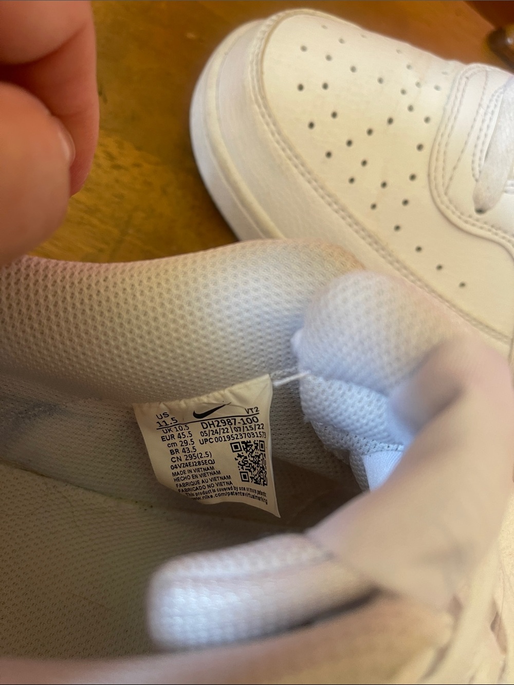 Nike Court Borough Men’s White Low-Top Leather Sneakers - Picture 5 of 5